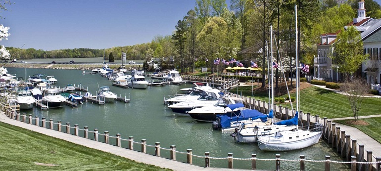 Boats, Kayaks, Pontoons and Bike Rentals